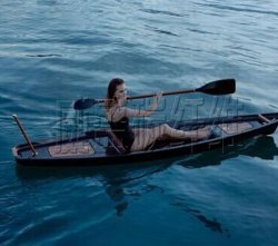 獨特的碳纖維獨木舟