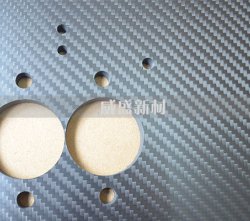 碳纖維板跟傳統(tǒng)的PVC板相比較的性能優(yōu)勢